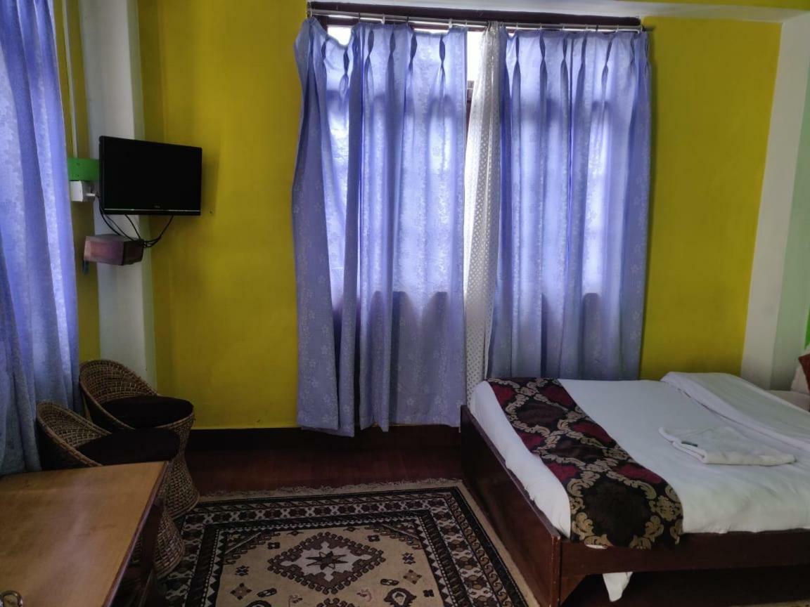 Golden Fish Hotel, Lachung Dış mekan fotoğraf